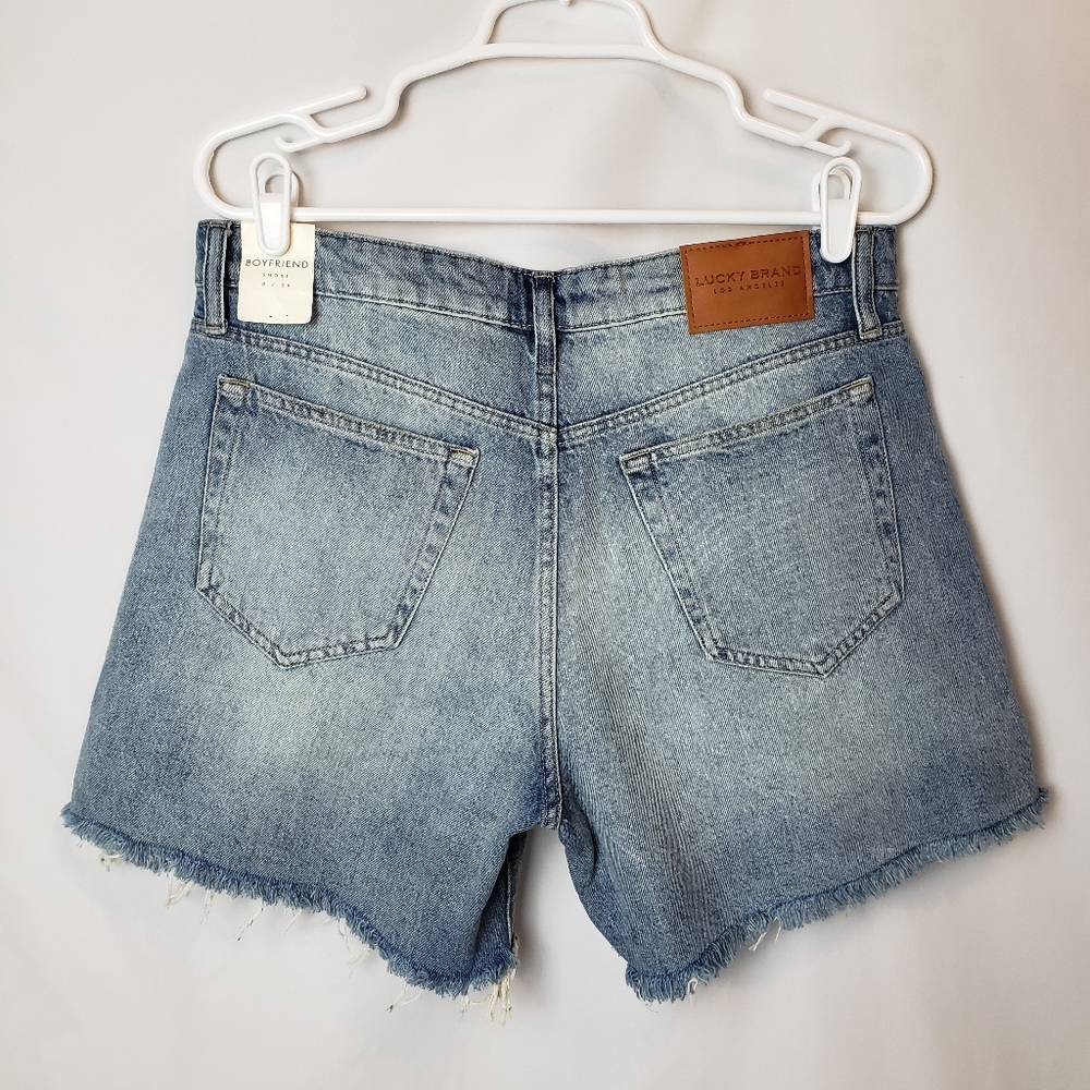 Lucky Brand Boyfriend High Rise Distressed Jean Shorts Size 8 NWOT - Picture 2 of 9